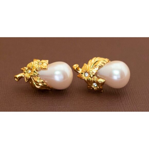 Vintage Pear Fruit Faux Pearl Clip On Earrings - U3 - Picture 3 of 4